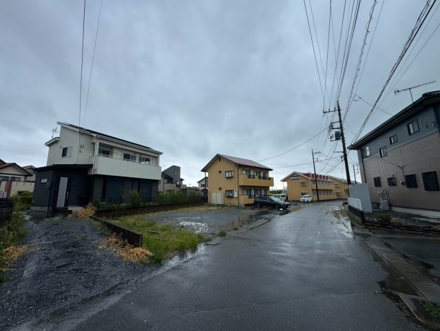 -三丁目不動産-　本庄市児玉町児玉　平成25年築の前面道路含む現地写真|前面道路含む現地写真です