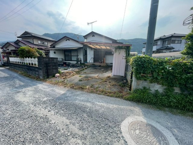 -三丁目不動産-　秩父郡長瀞町本野上　昭和44年築の外観|物件の外観です