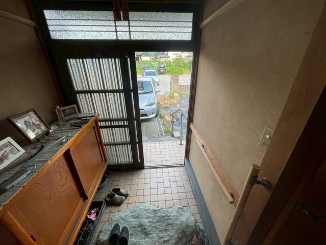 -三丁目不動産-　秩父郡長瀞町本野上　昭和44年築の玄関|落ち着いた玄関です