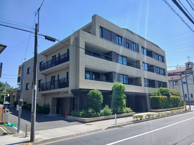 ドレッセ世田谷下馬の外観|落ち着いた雰囲気の外観です