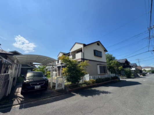 -三丁目不動産-　小川町東小川6丁目　平成4年築の前面道路含む現地写真