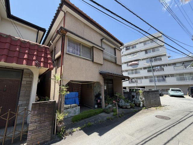 自分好みの空間に！～埼玉県坂戸市日の出町～の前面道路含む現地写真|前面道路含む現地写真です