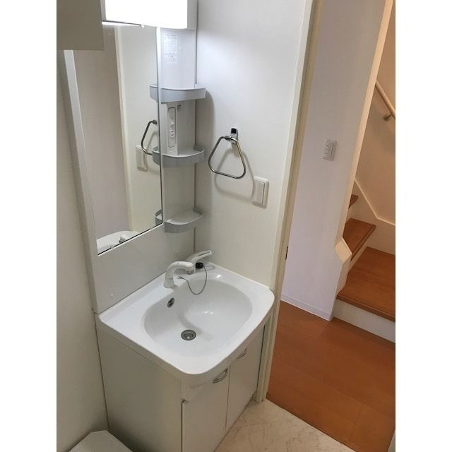 【独立洗面台】