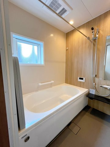 ワイウッドコート東松山市松山町第1期の浴室|コンパクトで使いやすいお風呂です