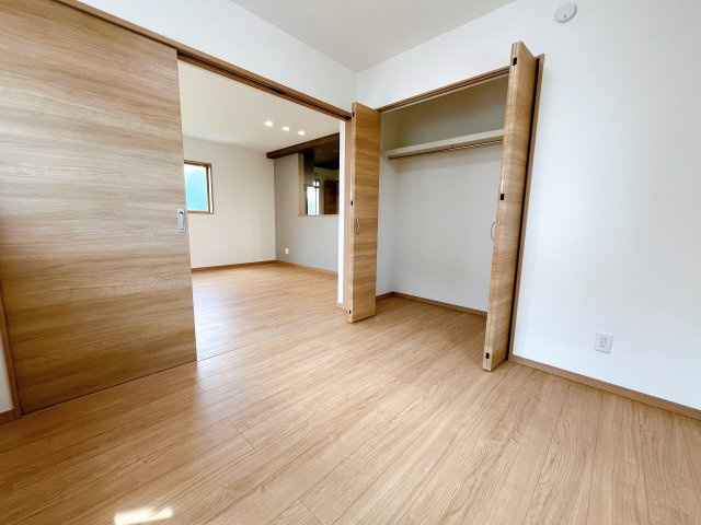 ワイウッドコート東松山市松山町第1期の洋室|洋室です