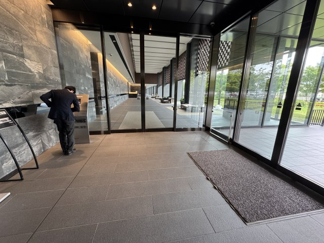 シティタワーズ東京ベイ　セントラルタワーのエントランス|ゆとりのあるエントランスです