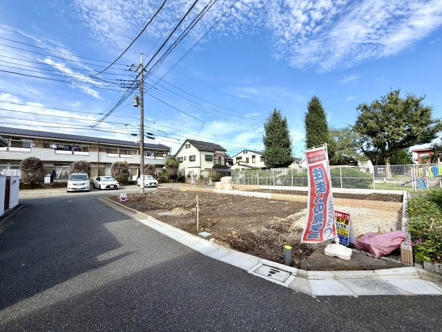 練馬区上石神井1丁目　土地35坪×公園隣接　新築分譲住宅限定2棟　の前面道路含む現地写真