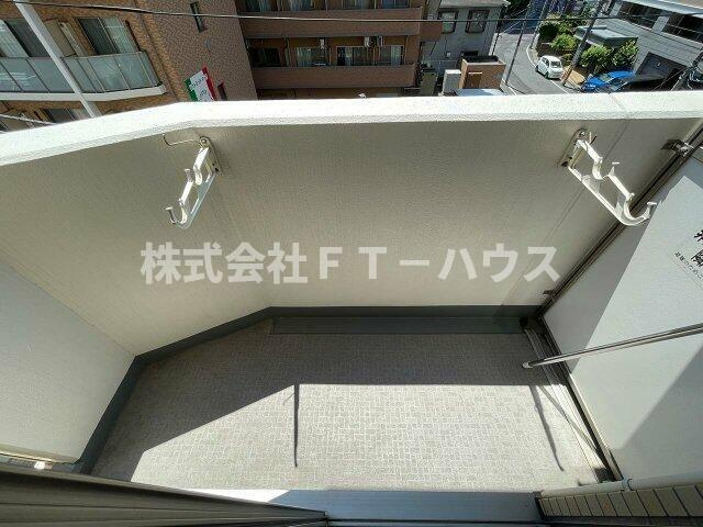 ミェーレ船橋のバルコニー