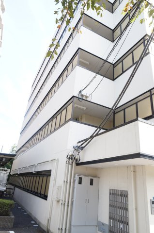 メゾンド西村の外観|落ち着いた雰囲気の外観です