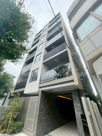 KS Avenirの外観