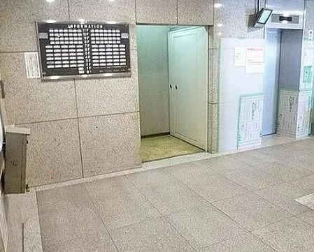 ライオンズマンション池袋のロビー