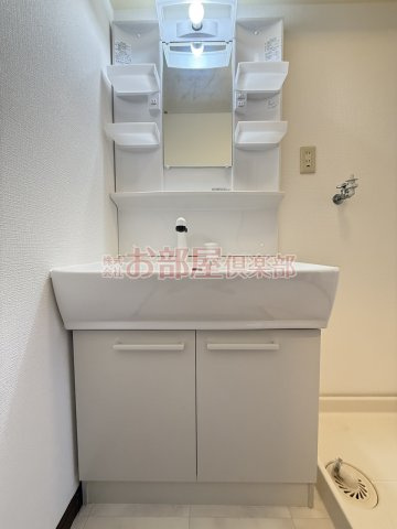 パークサイド藤光の洗面所|広い洗面スペース