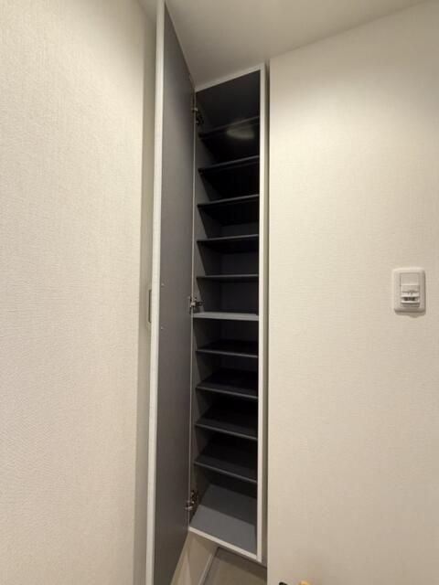 ＬＵＦＴ　ＧＯＫＯＫＵＪＩの玄関