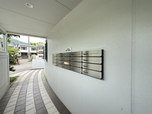 アルベールSEIのエントランス