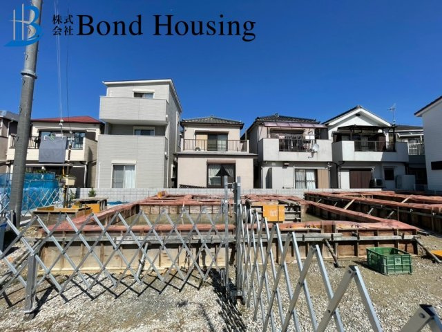 林崎松江海岸駅まで徒歩8分　松江　新築8区画　1号棟の前面道路含む現地写真