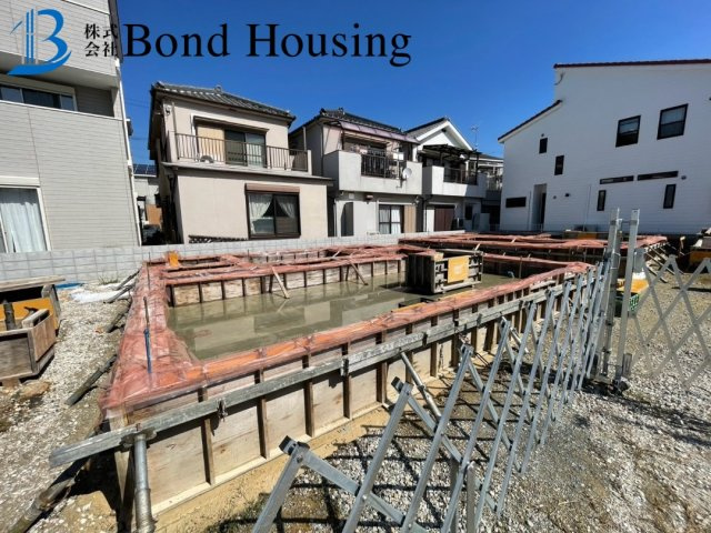 林崎松江海岸駅まで徒歩8分　松江　新築8区画　1号棟の前面道路含む現地写真