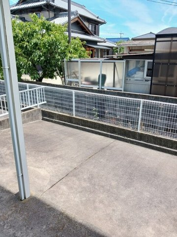 メゾン・ドゥ・コリーヌＡの庭