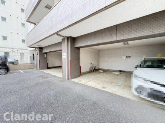 日神パレステージ竹ノ塚第2の駐車場|ドキドキの新生活も、安心してスタート。ぴったりの住まいを見つけませんか？クランディアが一緒に住まい選びをサポートします‼　まずは、お気軽にお問合せください　＃クランディア