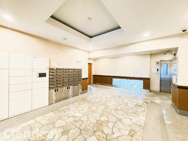 日神パレステージ竹ノ塚第2のロビー|ドキドキの新生活も、安心してスタート。ぴったりの住まいを見つけませんか？クランディアが一緒に住まい選びをサポートします‼　まずは、お気軽にお問合せください　＃クランディア