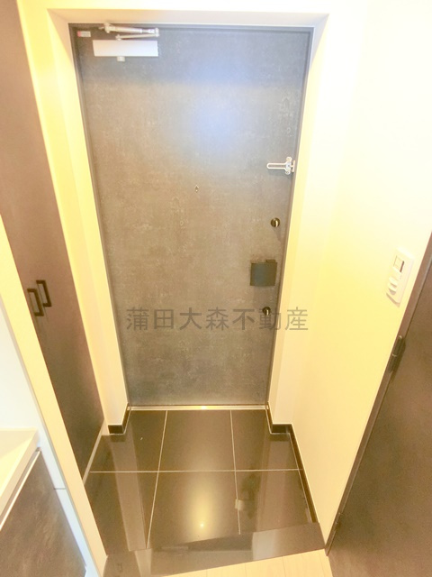 スプレスター大森山王の玄関