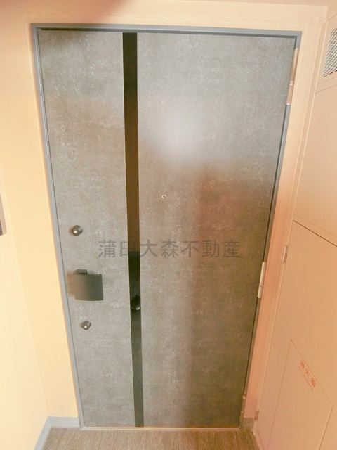 スプレスター大森山王の玄関