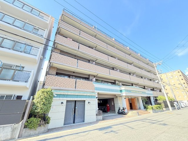 ライオンズマンション三国本町の外観
