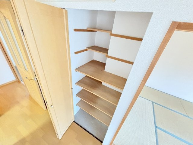 ライオンズマンション三国本町の収納