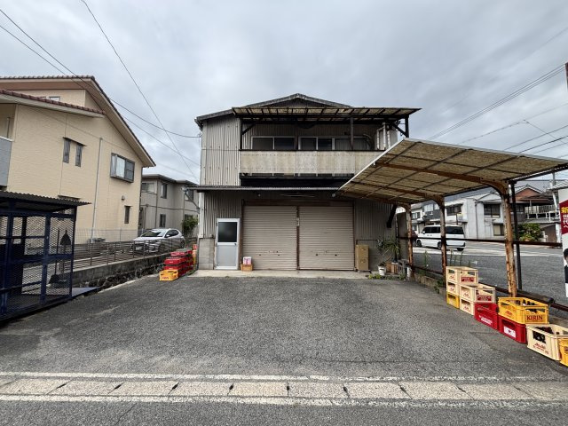 尾道市　倉庫の外観