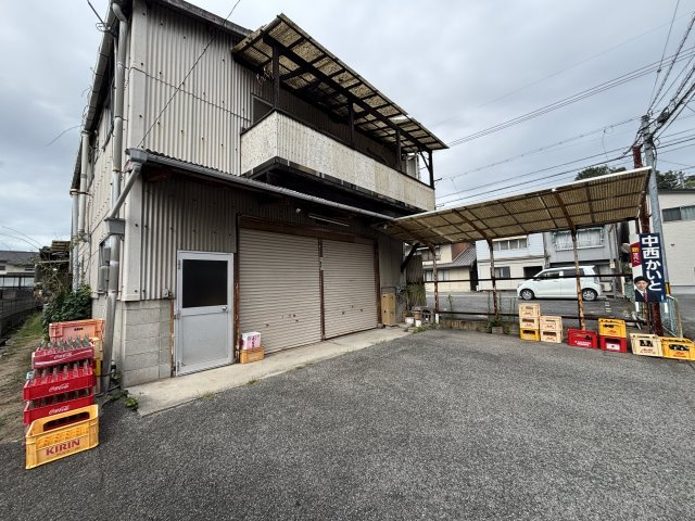 尾道市　倉庫の外観