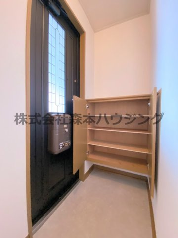 【収納】 | 　ディアコート堀溝 | ※同タイプ別室の写真を使用しています。
　設備内容や色調など相違がある場合は実際のお部屋の現状優先となります。
