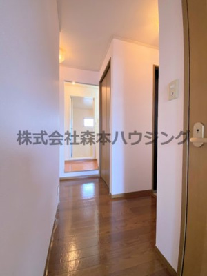 【内装】 | 　ディアコート堀溝 | ※同タイプ別室の写真を使用しています。
　設備内容や色調など相違がある場合は実際のお部屋の現状優先となります。