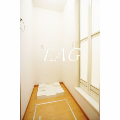 【設備】 | レジデンス７１１ | 室内洗濯機置場です。