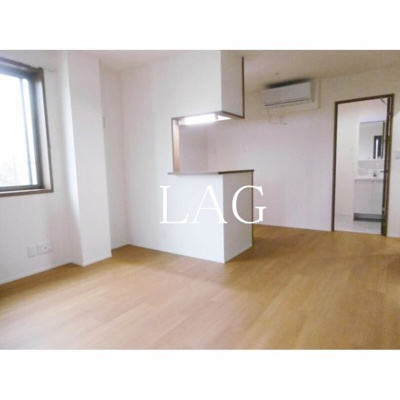 【居間・リビング】 | クラルテときわ台 | 洋室のお部屋です。
