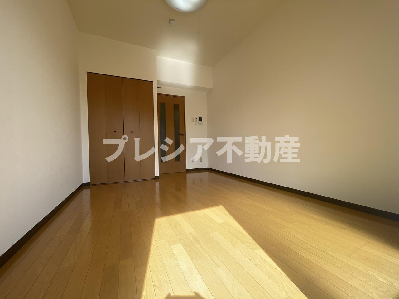パルメーラ甲子園口の居間・リビング