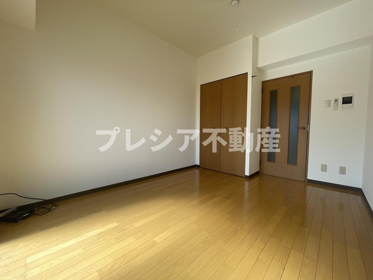 パルメーラ甲子園口の居間・リビング