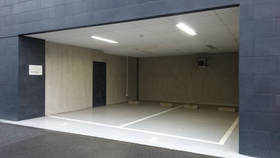 レニール本駒込の駐車場