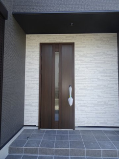 【玄関】 | 川西市向陽台3丁目11の36　新築一戸建て