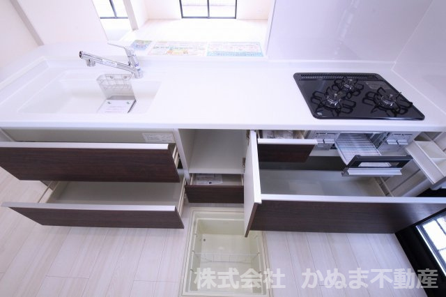 Livele Garden.S　栃木都賀町平川第３のその他|〇キッチン収納〇
床下収納もございます。