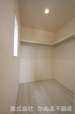 Livele Garden.S　栃木都賀町平川第３の収納|〇ウォークインクロゼット〇
２F寝室の収納です。