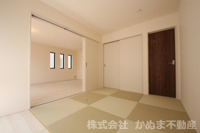 Livele Garden.S　栃木都賀町平川第３の和室|〇洋風和室〇
正方形の縁なしタタミがインテリアになじみます。
