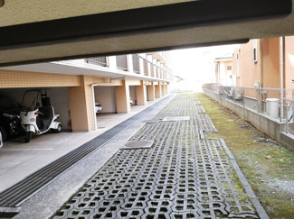 【駐車場】 | モナークマンション武蔵新城第２