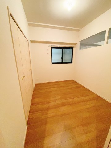 【洋室】 | GRANDIR博多駅南Ⅱ(グランディールハカタエキミナミ2) | 別号室の写真になります。現況優先。