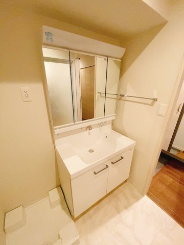 【独立洗面台】 | GRANDIR博多駅南Ⅱ(グランディールハカタエキミナミ2) | ※別号室の写真になります。現況優先。