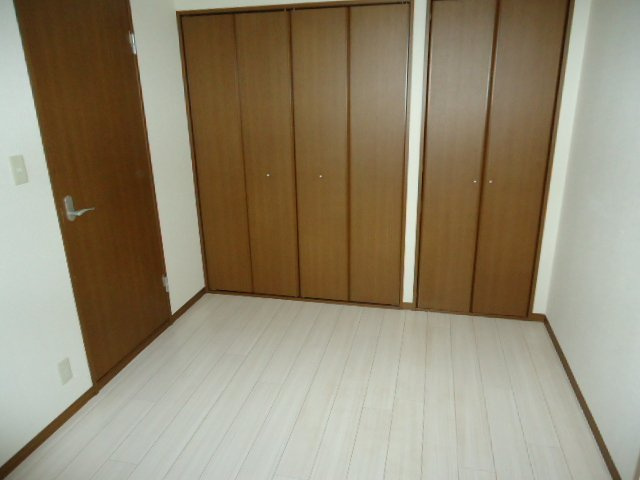サンライズ２番館の内装|洋室Ｂ