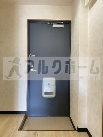 プランドール国分の玄関