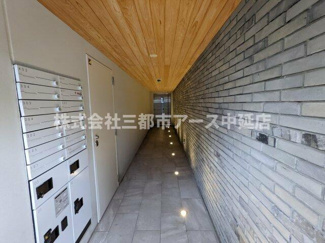【エントランス】 | プラティーク大森山王　は三都市アース中延店へお任せください！　ご内覧可能なお部屋は物件現地お待ち合わせご案内可能です！