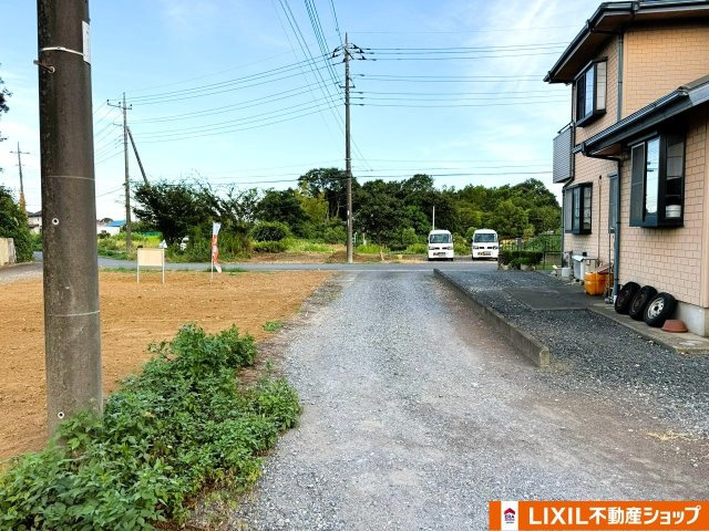 岩槻区鹿室 全２区画の周辺|北区画（南西側共有通路）