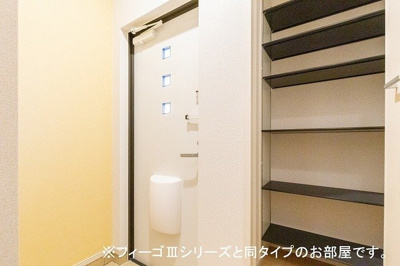 【玄関】 | ヴェゼル | きれいな玄関です