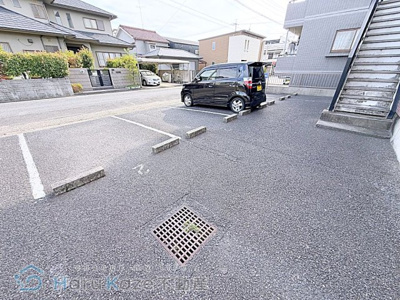 【駐車場】 | ドミール鶴里【名古屋市賃貸・東向き】
