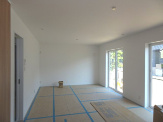 【居間・リビング】 | 川西市水明台４丁目7の5　新築一戸建て